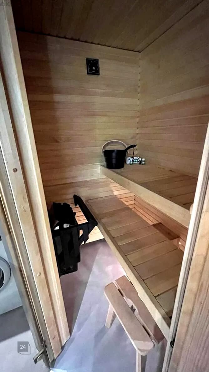 Redesigned bathroom detail.